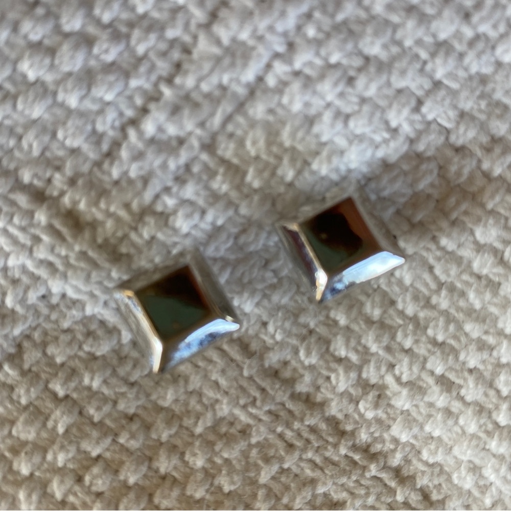 Kate Spade square studs - Picture 2 of 2